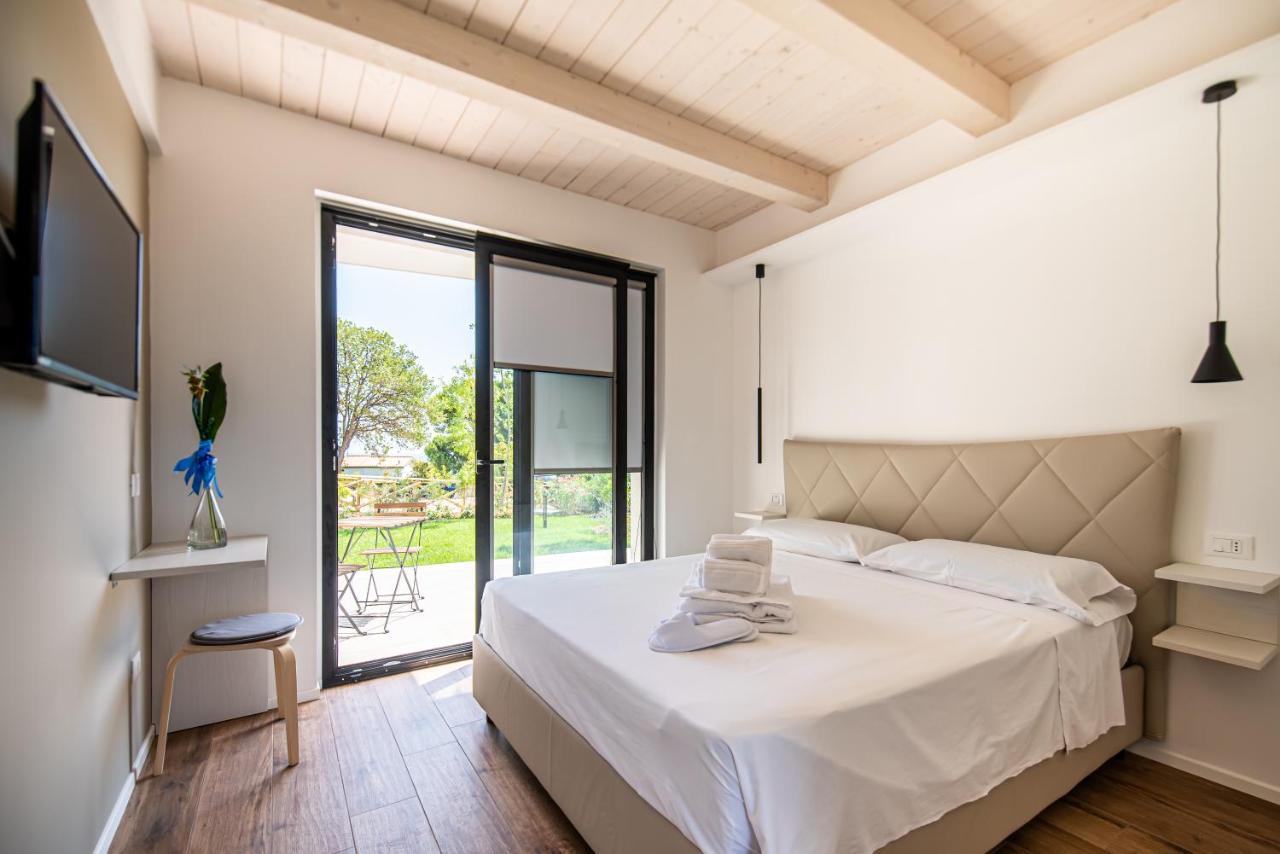 La Perla Relais Bed & Breakfast Нумана Екстериор снимка