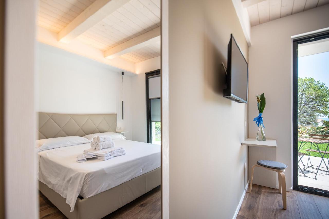 La Perla Relais Bed & Breakfast Нумана Екстериор снимка